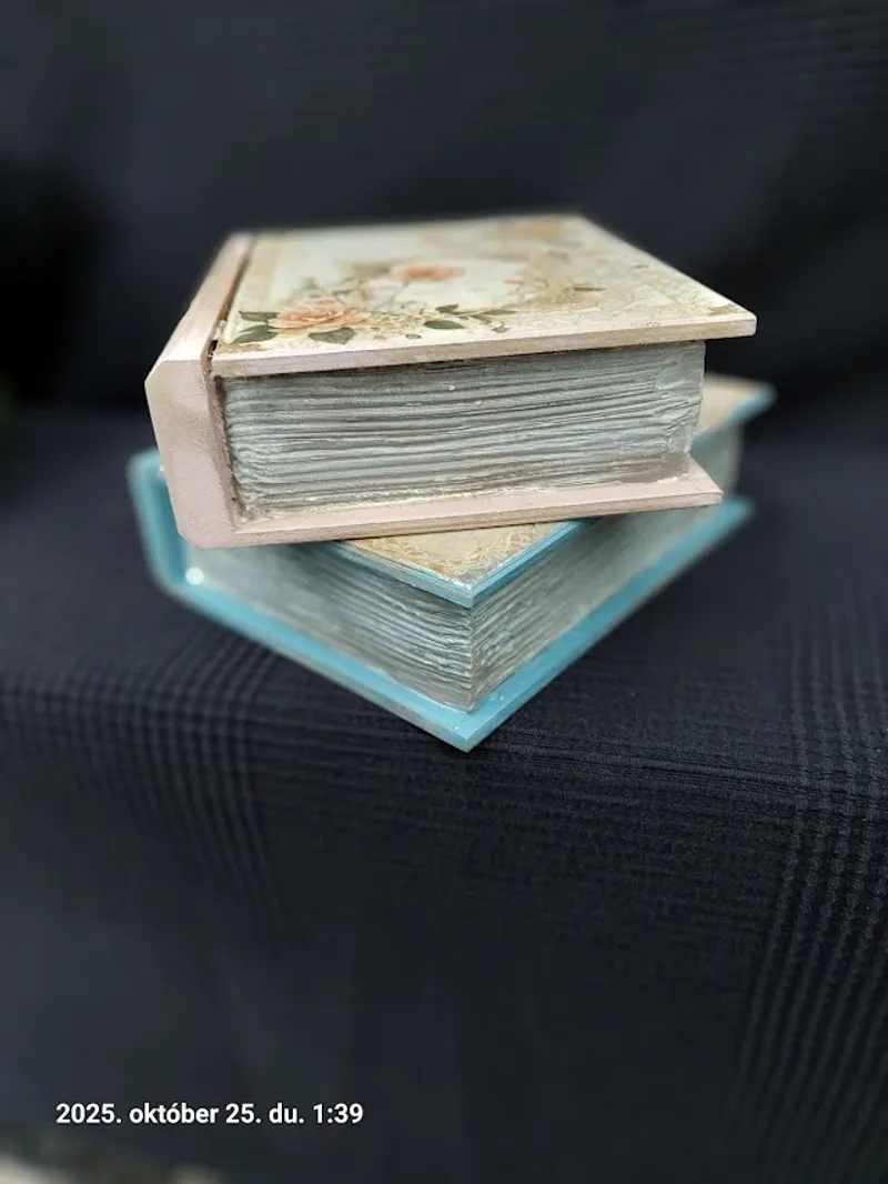 Decoupage díszdobozok